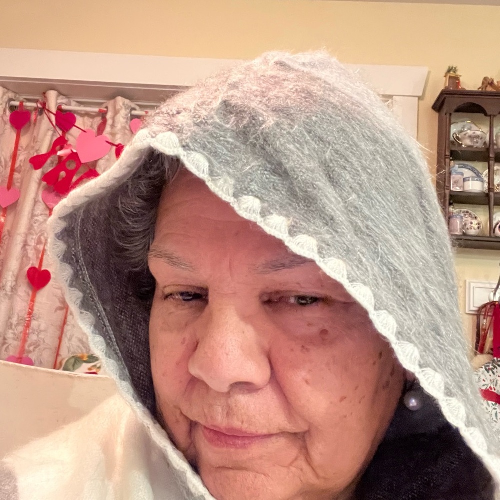 Hooded, baby alpaca, super soft wall, unisex cowgirl poncho from Ecuador - Picture 5 of 5